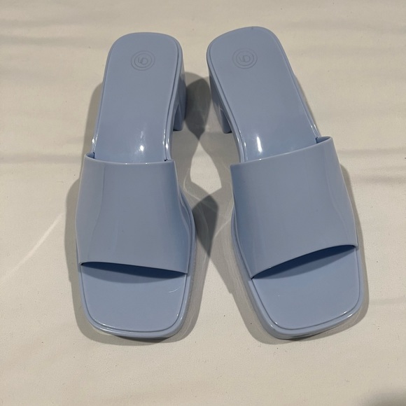 Urban Outfitters Shoes - Urban Outfitters light blue block heels size 8